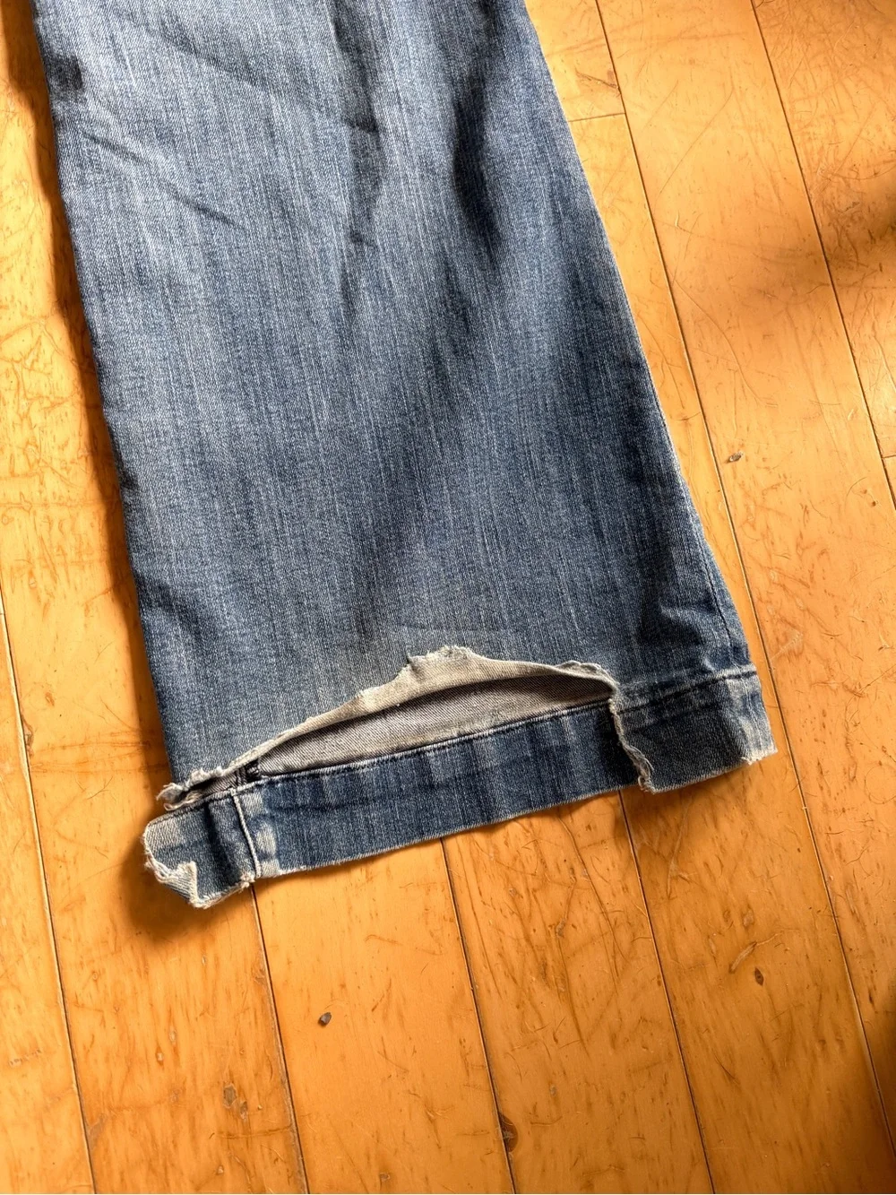 7 For All Mankind Dojo Women's size 28